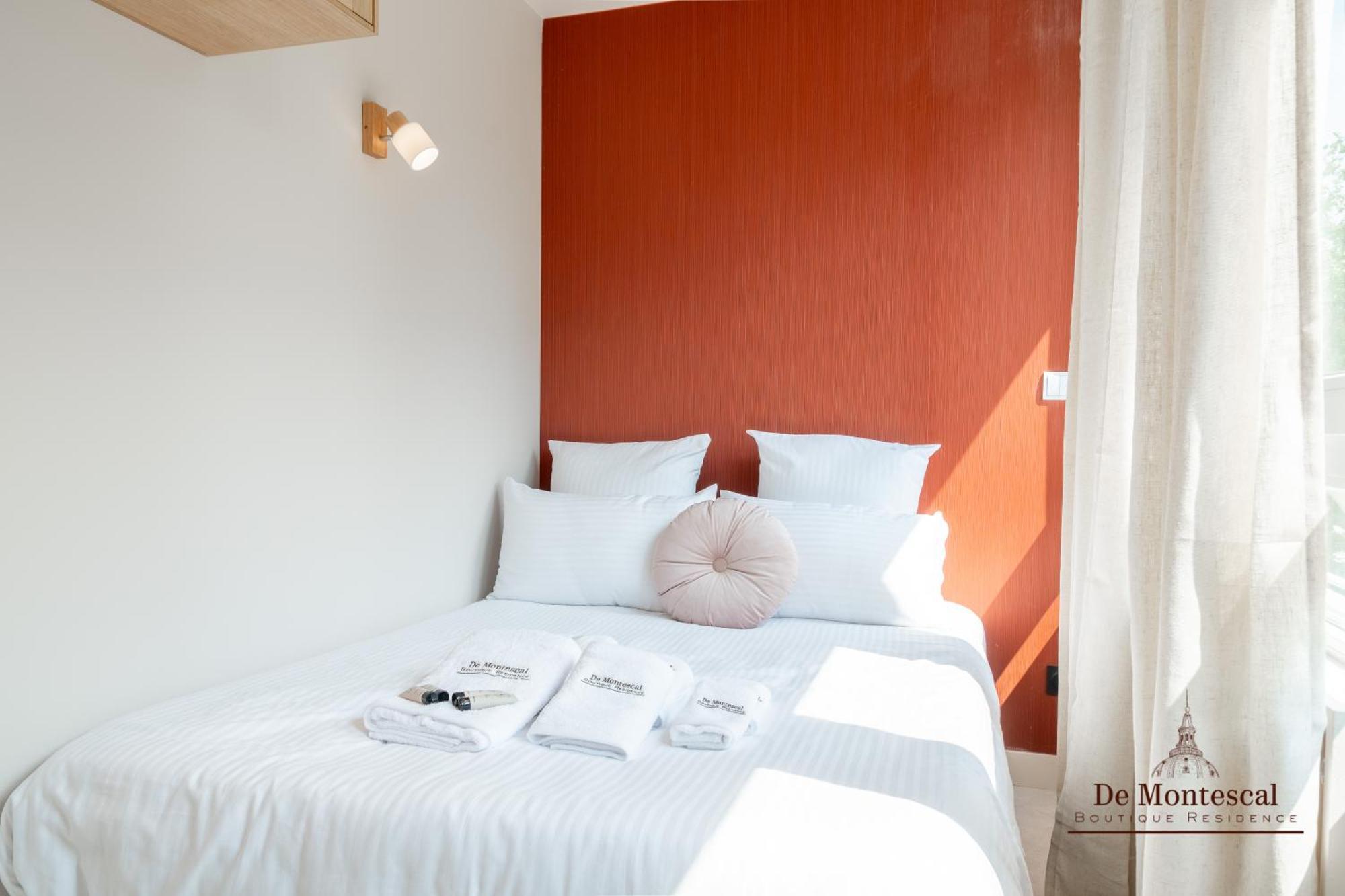 De Montescal - Hot Tub And Ac Cosy Apartment A Prime Location 40M2 París Exterior foto