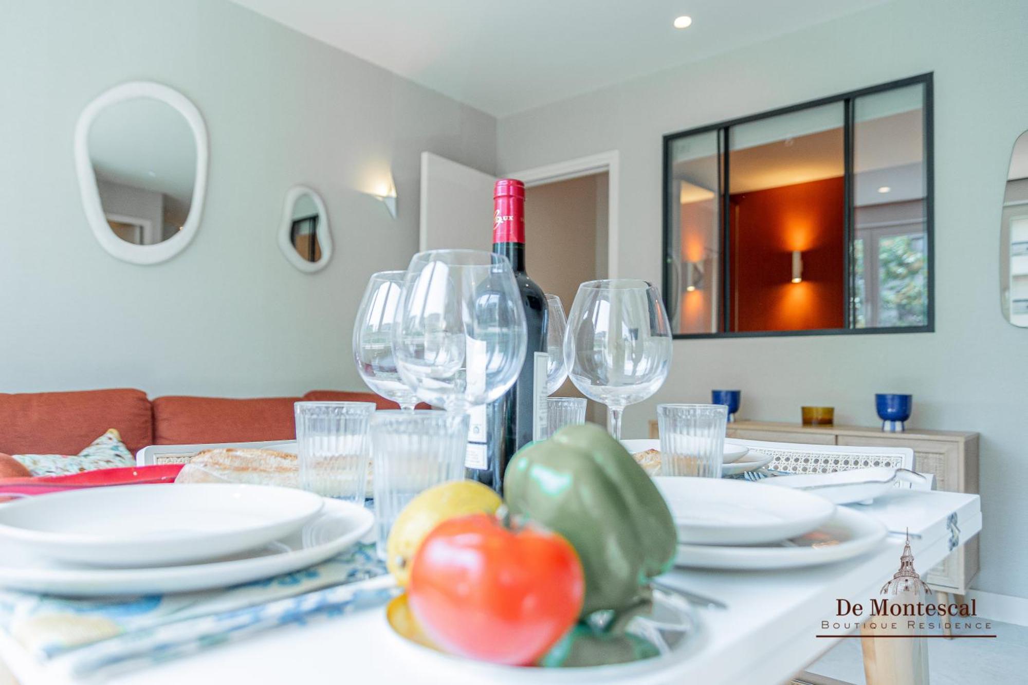 De Montescal - Hot Tub And Ac Cosy Apartment A Prime Location 40M2 París Exterior foto
