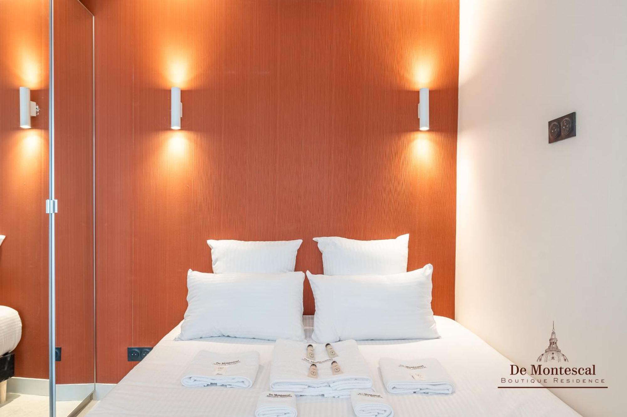 De Montescal - Hot Tub And Ac Cosy Apartment A Prime Location 40M2 París Exterior foto
