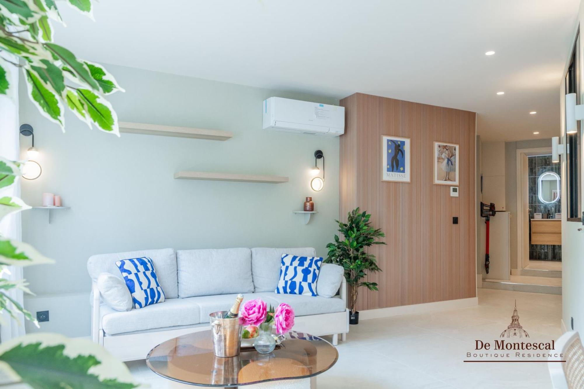 De Montescal - Hot Tub And Ac Cosy Apartment A Prime Location 40M2 París Exterior foto